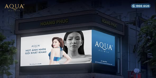 Aqua Clinic billboard campaign